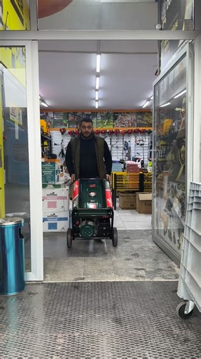 Dünya Marketim on Instagram: "⚡ GÜÇ BİZDE, FİYAT ŞAKA GİBİ! ⚡ 7 kW Benzinli Marşlı Jeneratör stoklara girdi! Elektrik kesintisi mi? Şantiye mi? İş yeri mi? 👉 Marşa bas, güç hazır! 👉 Güçlü, dayanıklı, güvenilir 👉 Ev – iş yeri – saha kullanımı için birebir 💥 Sadece 25.000₺ 📍 Gel al – sınırlı stok! 📍 Adres: İstanbul Bağcılar – İstoç Toptancılar Çarşısı 27 Ada No:85 📞 0 (531) 616 83 42 🔧 Kaçıran üzülür, gelen kazanır! #DünyaMarketim #İstoç #Jeneratör #7kW #BenzinliJeneratör #MarşlıJeneratör