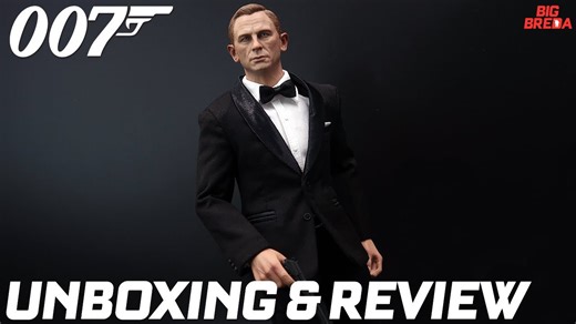 I was not expecting this from a Daniel Craig 007 figure