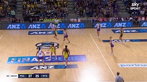 Maddy Gordon comes up with a huge play to give Central Pulse the lead over Robinhood Stars at halftime in the Elimination Final! Tune in right now for the second half live on Sky Sport NZ or simulcast free to air on Prime. International streaming through www.NetballPass.com (outside NZ only). | ANZ Premiership