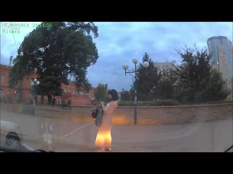 HILARIOUS DRUNK WOMAN WITH A FUNNY WALK