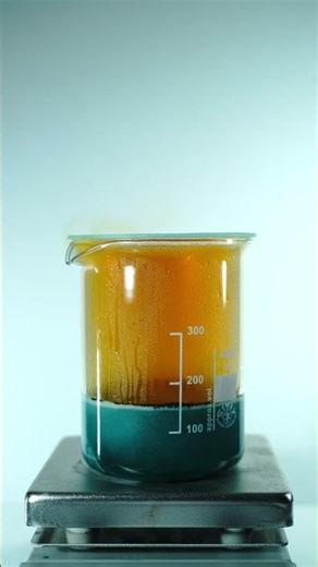 Dissolving sterling silver (925) - a timelapse