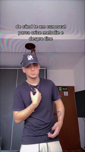 Sign Language Expressions for Music Lovers