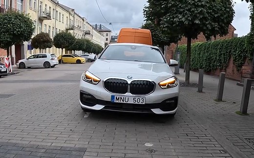 2023欧版宝马1系 118i 第一视角驾驶 - BMW F40