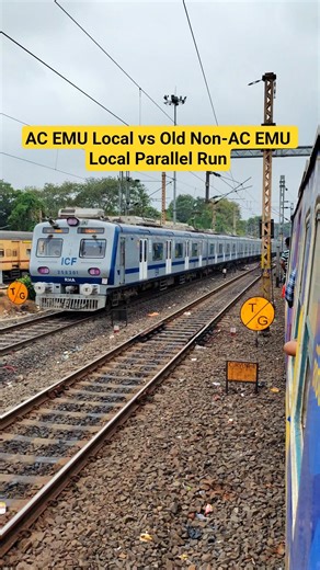 AC EMU Local vs Old Non-AC EMU Local Parallel Run | Ranaghat Sealdah Galloping AC EMU Local vs Local