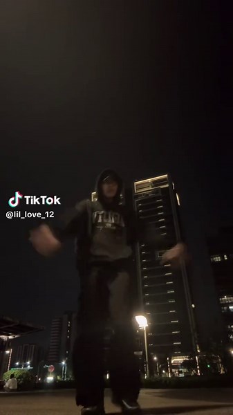 Steady callin’ my phone 📞#fyp #dance #liltjay