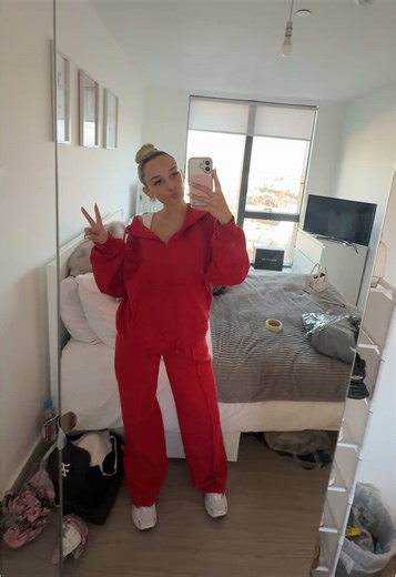 the best products @LM TANZ EVER🔥🔥 use my code ‘WIKITANZ’ for ££ off #fyp #sunbed #dayinmylifevlog