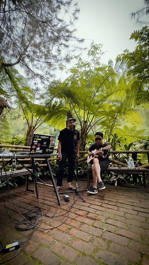 1.9K views · 71 reactions | Tropical Forest - Mikro Plastic (acoustic session) Rantai makanan pun terkontaminasi, Makhluk hidup perlahan terancam mati. Jangan kau tunggu mereka tak kan berhenti Daur ulang untuk masa depan anak cucumu nanti | Tropical Forest | Facebook