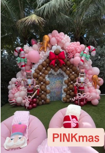 The perfect Christmas movie night edition!! 🎥 Merry PINKMas! 🩷🎀 Created by: (@monicapardoevents) #merrychristmas #christmas #christmasdecor #christmastree