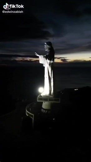 San Juan del Sur Atardecer Dorado