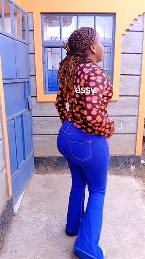 essy (@essy.tash)’s videos with original sound - 👑♪★ℙℛℐℕℂ★ᎶℐᎯℕ★♪👑✓