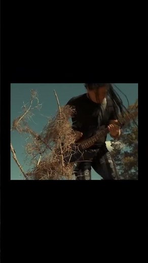 “Click Click Boom” live with Saliva in the middle of the mayhem on Sunday, Aug. 3?