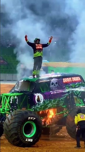 Monster Truck Actions! 💀 Insane Monster Jam Stunts & Coolness!🚚💥