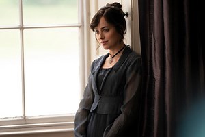 Jane Austen's 'Persuasion' on Netflix: Cast, Premiere Date, First Look Pictures, and More