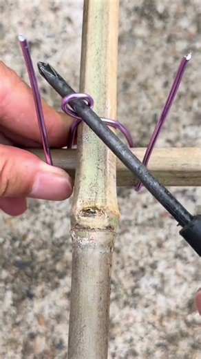 Sharing practical methods of tying crosses with wire