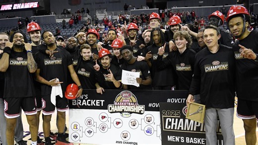 SIU Edwardsville celebrates after sealing first-ever trip to men's NCAA tourney