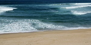 Understanding the signs and dangers of a rip current