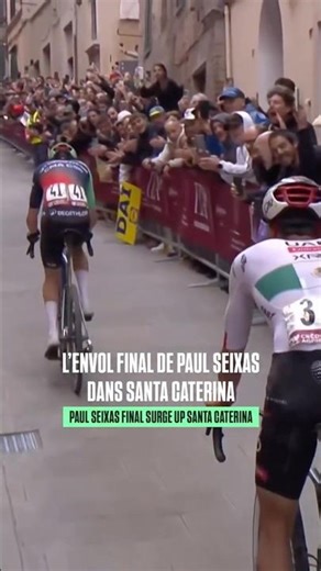 L'envol de Paul Seixas pour aller chercher la seconde place des Strade Bianche