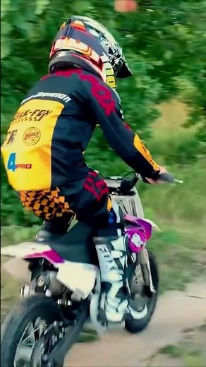 Carreras de motos para niños! #shorts