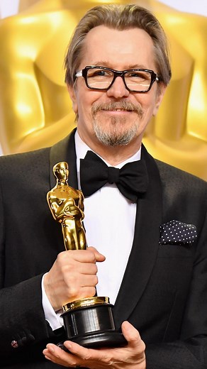 Gary Oldman: ‘Harry Potter and Batman saved me’ Thought’s on Oldman’s insane commute to work? 😳 In the interview he states he done this as to spend time with his children. (Via Drew Barrymore) no copyright intended, dm for removal! #film #filmmaking #garyoldman #cinema #movie #movies #siriusblack #gordan #batman #behindthescenes #moviemagic | Love It Film