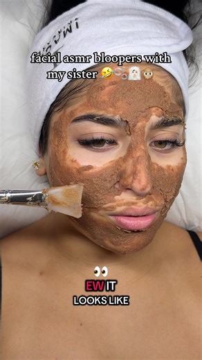 Bloopers from our facial ASMR video 🤣🎬 This was hilarious 🤣✨ @333 #funny #bloopers #funnyvideo #sister #sisters #asmr #jokes #funnyvideos #Siblings #facial #facials #facialtreatments #longisland #newyork #hicksville #glassskin #glowingskin