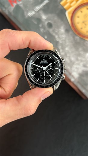 252 reactions · 8 comments | Build Your Perfect Band RotationBuild a band lineup that keeps up with your day. With Barton’s Bundle Builder, you can mix styles, swap in seconds, and always have the right look ready to go. Leather for work, silicone for the gym, canvas for the weekend. Your watch, your rotation. | BARTON Watch Bands | Facebook