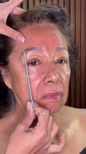 Cómo lograr unas cejas definidas y naturales 🤍 #maquillaje