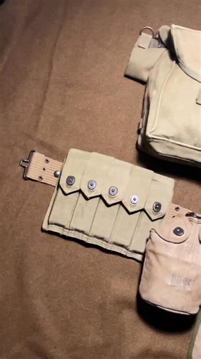 US WW2 Thompson MG webbing and equipment. | past.wars.collecting
