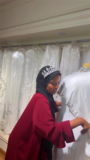 Dareskii meherka ad igu qasabteen inan idinkeno asoo iba away gabdhihii u oynayay hye hdi laga dhamaysto ha ieedin hadaba gobol dagmo tulo magalo walagugu kena so dhawada Lambarka sha shada saran naaga so waca welcom#aasiyabeauty