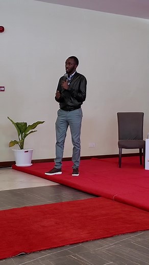 Guide to Using AI to Generate Short Clips for Business Opportunities