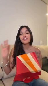 Pitanga Toranja = Presente perfeito para o Natal que é Puro Suco do Brésil. Não é, Marcela? | L'Occitane au Brésil