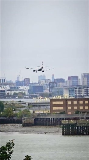 Epic Plane Landing ✈️ | Stunning View from the Sky 🌍 #shorts #foryou