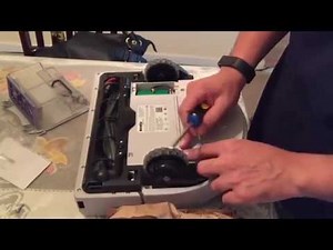 DIY : Changing the Neato XV Essentials battery tutorial (for all Neato models)