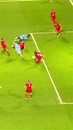 David Silva amazing skills and goals #football #soccerskills #premierleague #manchestercityfc
