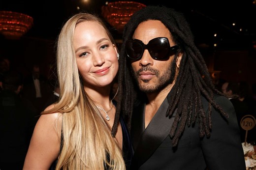 Jennifer Lawrence, Lenny Kravitz have 'Hunger Games' reunion at Golden Globes