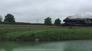 53K views · 1.1K reactions | Thank you to Daniel Stewart for sharing this fantastic video of the Flying Scotsman racing alongside the Kennet and Avon canal and the Crofton Beam Engines on its way to Salisbury earlier. We'll have more photos and videos of the world famous locomotive on this page later. | BBC Wiltshire | Facebook