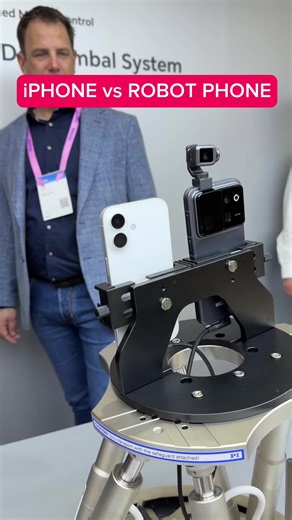 iPhone Humilié par le Nouveau Robot Phone d'HONOR