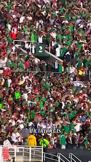 🇲🇽🔥 México 4–2 Estados Unidos | Final Copa Oro 2011 🔥🇺🇸 En el Rose Bowl, con más de 90 mil almas empujando, México cayó 0–2 pero nunca perdió la fe: carácter, fútbol y memoria para una remontada histórica que terminó con la obra de arte de Gio Dos Santos 🎩⚽💚 Una final que no se ganó solo con goles, se ganó con identidad y orgullo eterno. Capitanes… discúlpenme por ser tan objetivo. 🫡 #México #EstadosUnidos #CopaOro2011 #Tri #RoseBowl #ClásicoDeCONCACAF #GiovaniDosSantos #AndresGuardado 