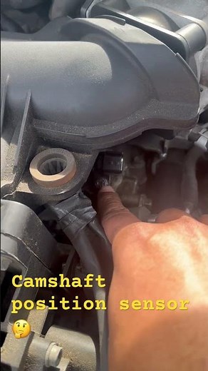 2015 Nissan Sentra camshaft position sensor location 🤔