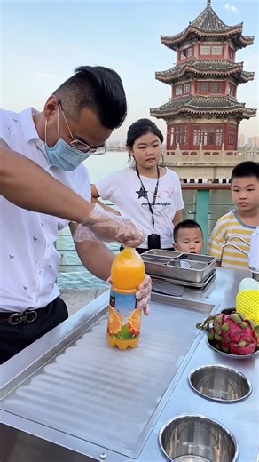 🍋 FREE Lemon Juice Ice Cream for Everyone! 🍦 Kids Can't Believe It! 😱✨ #shorts