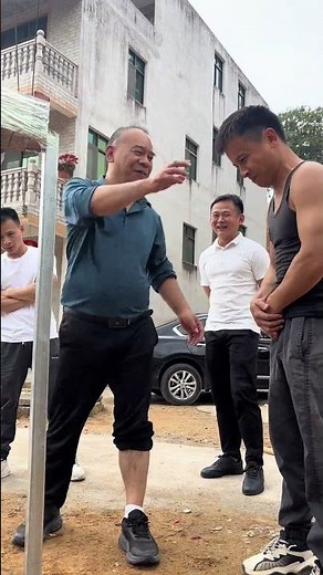 The master's kung fu is still good, it's just that he doesn't want to use it.