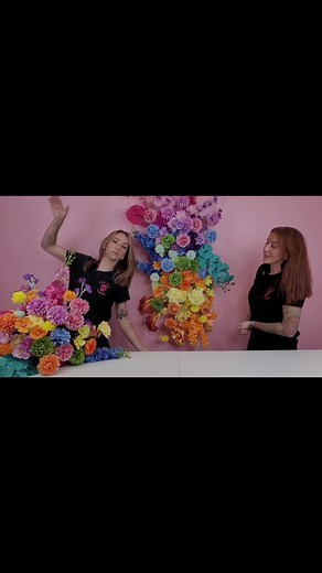 Learn How to Create Beautiful Flower Arrangements Online