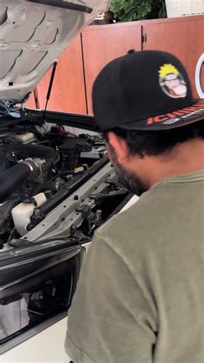 How to remove grille on a 2012 4runner