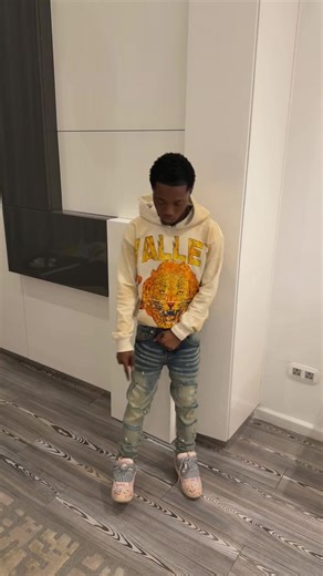 MR DESEAN 💚💰 F*CKED CARSON🏀 (@imnotlilbaby1)’s videos with Dis & That - YoungBoy Never Broke Again