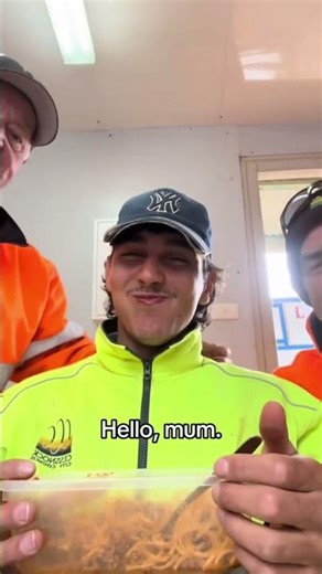 Fun moments during lunch break (via problemkopf)