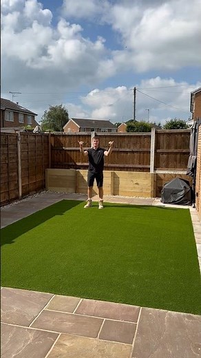 Best way to lay Astro! #astro #astroturf #diy #landscaping #construction #gardentransformation