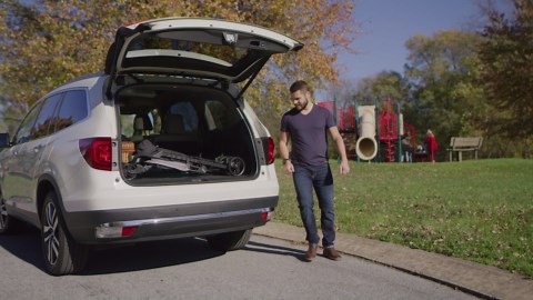 Amazon.com : Chicco Liteway Stroller, Compact Fold Baby Stroller with Canopy, Lightweight Aluminum Frame Umbrella Stroller, for Use with Babies and Toddlers up to 40 lbs. | Arctic/Blue : Baby