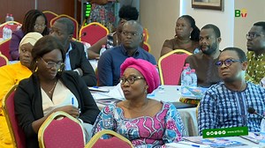 Le Programme Alimentaire Mondial évalue son action pour la sécurité alimentaire au Bénin. Avec ses partenaires techniques, le programme identifie les défis persistants en vue de renforcer les collaborations pour des interventions plus efficaces contre l'insécurité alimentaire au Bénin. #SRTBinfo #wasexo #Benin | Bénin TV - SRTB