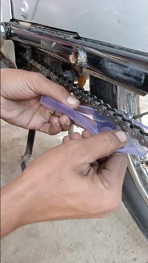 How to lubricate bike chain | How to correctly oil a bike chain