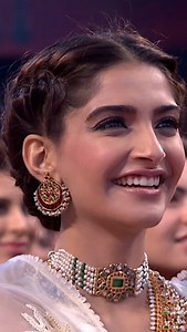 3.8K views · 3.1K reactions | Dil Laga Liya Maine tumse Pyar karke  #alamgirh11 #fbreels #trendingreels #instagram #trending #viral #shorts #bollywood #socialmedia | Mou Alamgir | Facebook