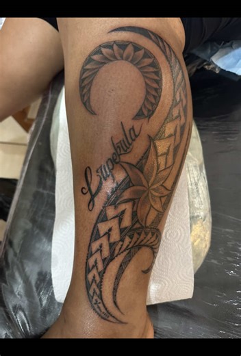 Te launiu ! #tātatau #prtoi #newcal #polystyle🇼🇫 #ftn #polynesiantiktok #polytiktok #polytattoo #telauniu
